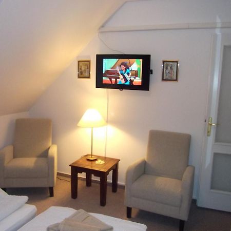 Ferienwohnung Rozsa Apartman Hévíz Exterior foto