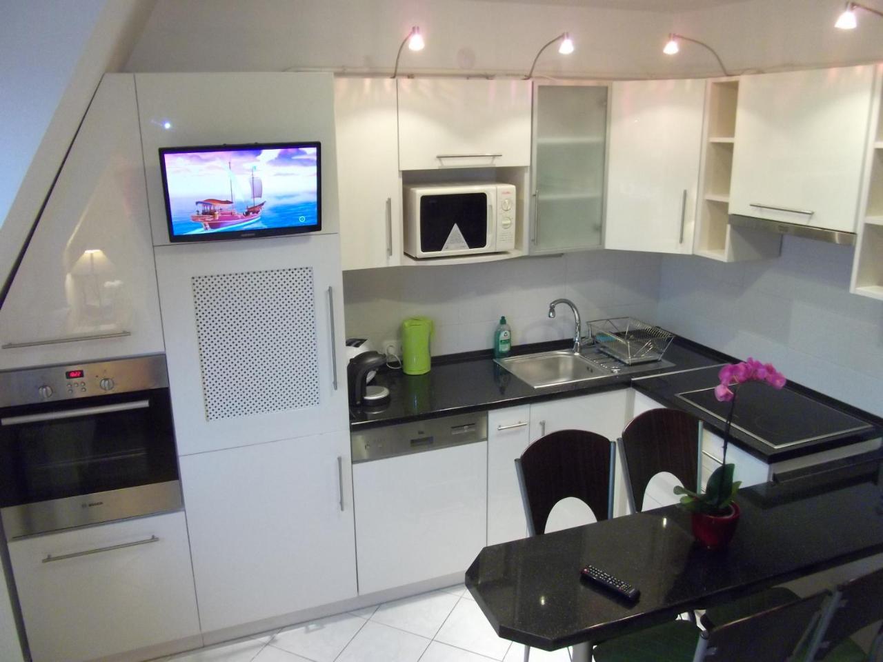 Ferienwohnung Rozsa Apartman Hévíz Exterior foto